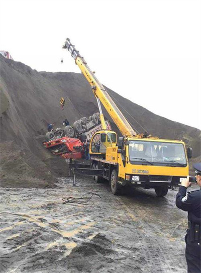 乃东上犹道路救援